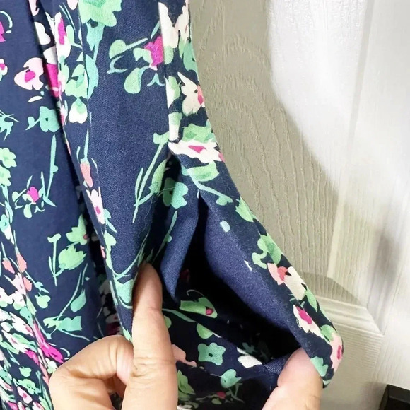 NINE WEST Size 4 Fit & Flare Navy Floral Print Midi Dress - Picture 4 of 5